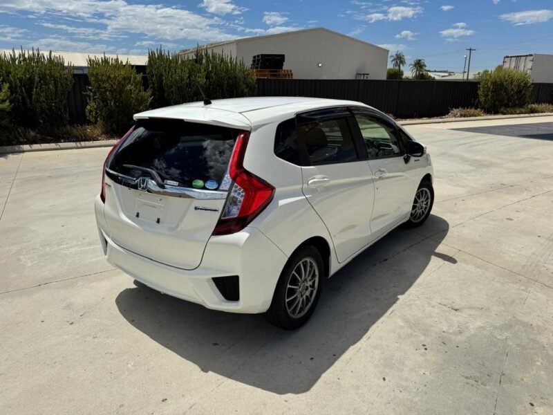 2015 Honda Fit Hybrid L GP5