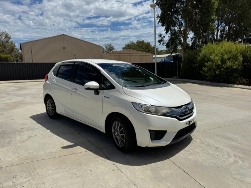 2015 Honda Fit Hybrid L GP5