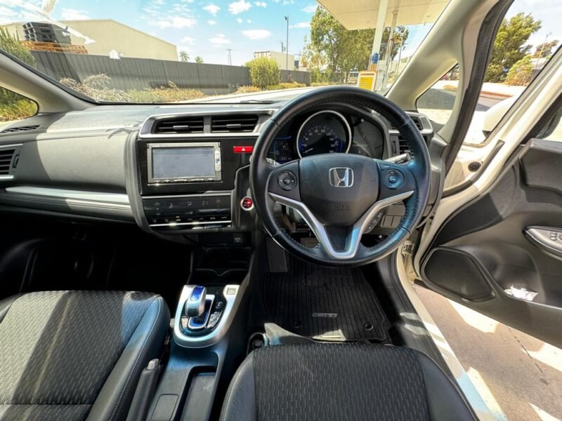 2015 Honda Fit Hybrid L GP5