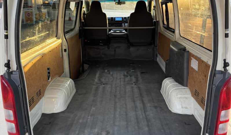 2016 Toyota Hiace 4WD full